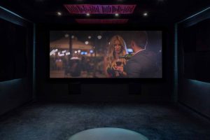 Cinema room projection screen geneva